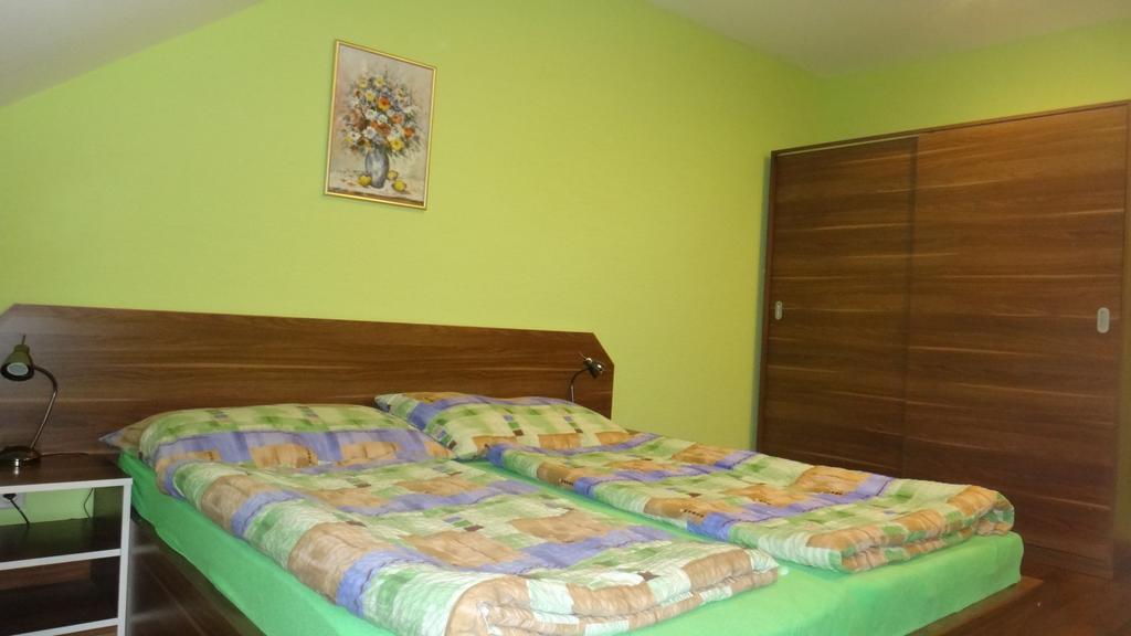 Penzión Melódia Kanianka Habitación foto