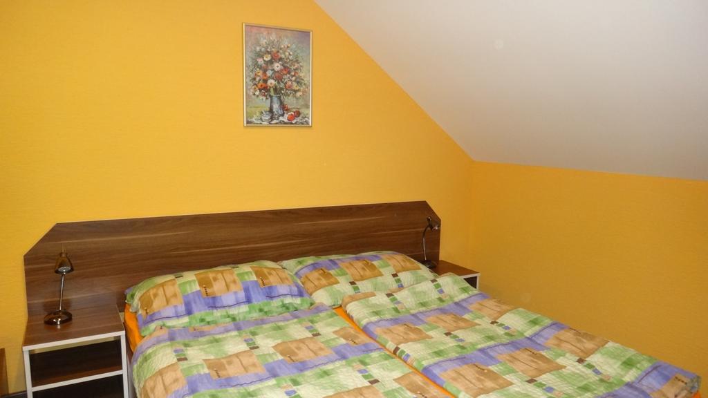 Penzión Melódia Kanianka Habitación foto