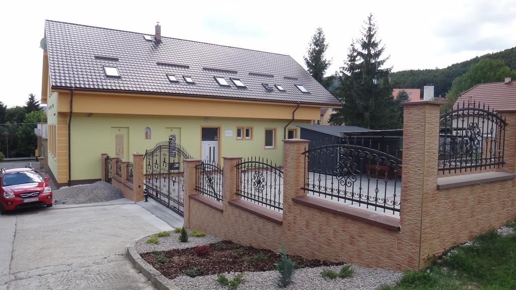 Penzión Melódia Kanianka Exterior foto
